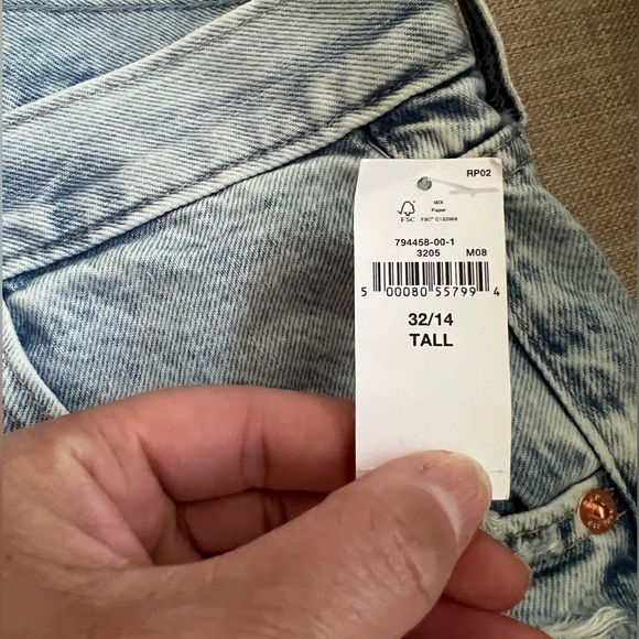 Gap Loose Bermuda shorts (Light Blue) - Picture 6 of 6